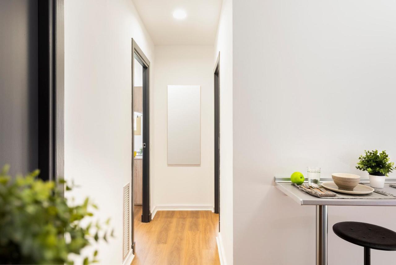 Micampus Armendariz Student Residence Sevilla Kültér fotó